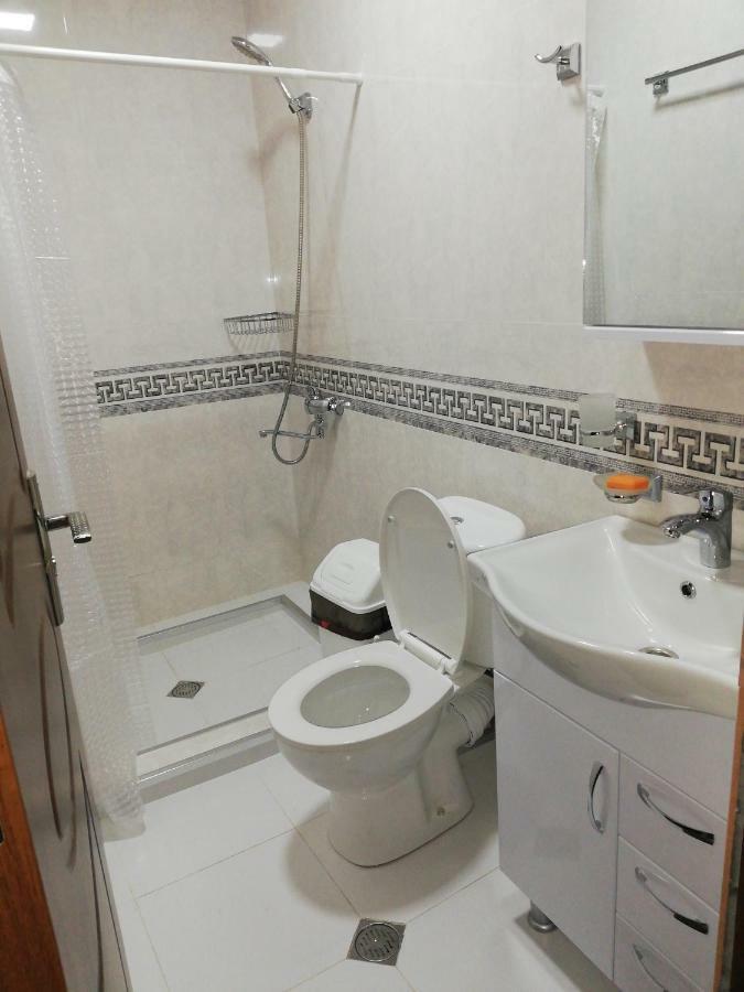 Albatross Kvariati Guest House Esterno foto